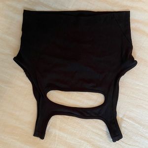 Lulu lemon crop tank